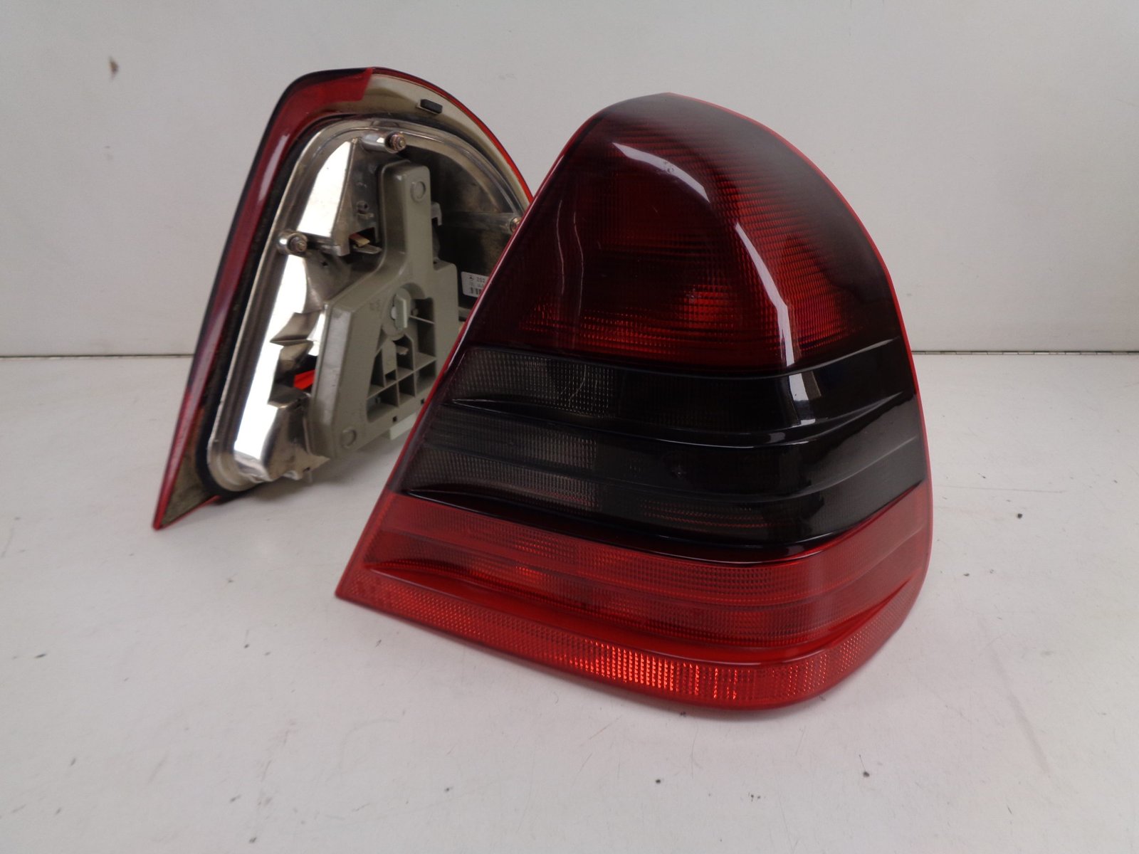 C-KLASSE W202 FACELIFT ACHTERLICHTSET A2028205266 A2028205166 - Afbeelding 3