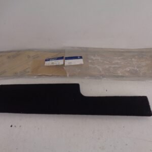 A2016802168 9B04 MB W201 BEKLEDING MIDDENCONSOLE NEW OLD STOCK MERCEDES-BENZ