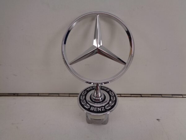 E-KLASSE W213 W214 STER LOGO MOTORKAP  A2138170801 NIEUW