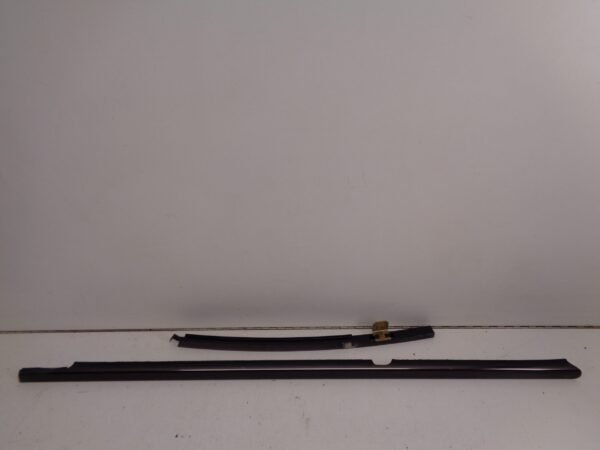 C-KLASSE W203 SIERLIJST RAAM LA PORTIER A2036901780