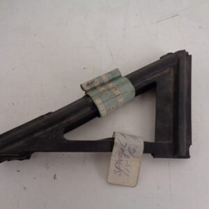 A1157251066 RUBBER UITZETRAAM RECHTS NEW OLD STOCK ORIGINEEL MERCEDES-BENZ