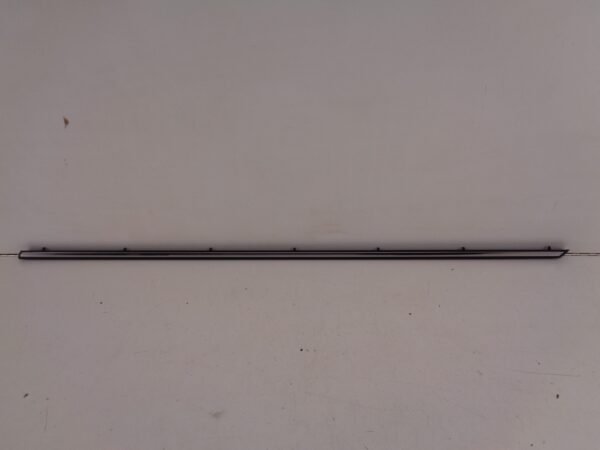 A1236900680 SIERLIJST RECHTS VOORPORTIER NEW OLD STOCK