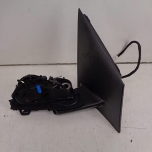 B-KLASSE W246 SPIEGELHUIS RECHTS A2468101619 A2468100200