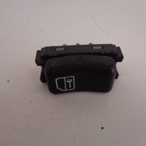 S-KLASSE W140 SCHAKELAAR CENTRALE VERGRENDELING A2028203910