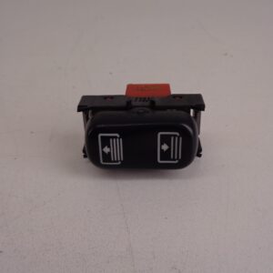 E-KLASSE W210 SCHAKELAAR ROLGORDIJN ACHTER A2108202710