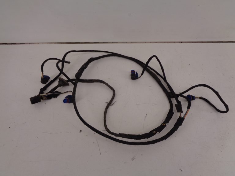 E-KLASSE S210 KABEL PARKEERSENSOR ACHTER A2105401533