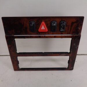 E-KLASSE W210 MIDDENPANEEL DASHBOARD ELEGANCE A2106803136 1400