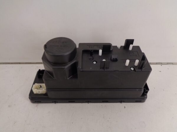 E-KLASSE W210 CENTRALE VERGRENDELINGS POMP A2108002748