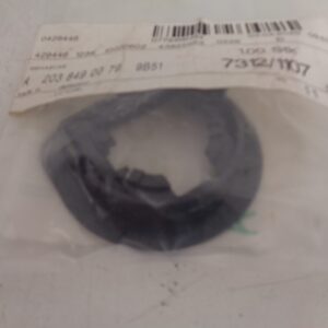 A2038490079 9B51 C-KLASSE W203 HOUDER NEW OLD STOCK ORIGINEEL MERCEDES-BENZ