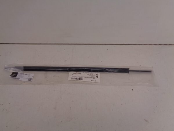 A4636983901 G-KLASSE W463 STRIP NEW OLD STOCK ORIGINEEL MERCEDES-BENZ