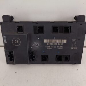 CLK-KLASSE W209  PORTIERMODULE RECHTS A2098202226