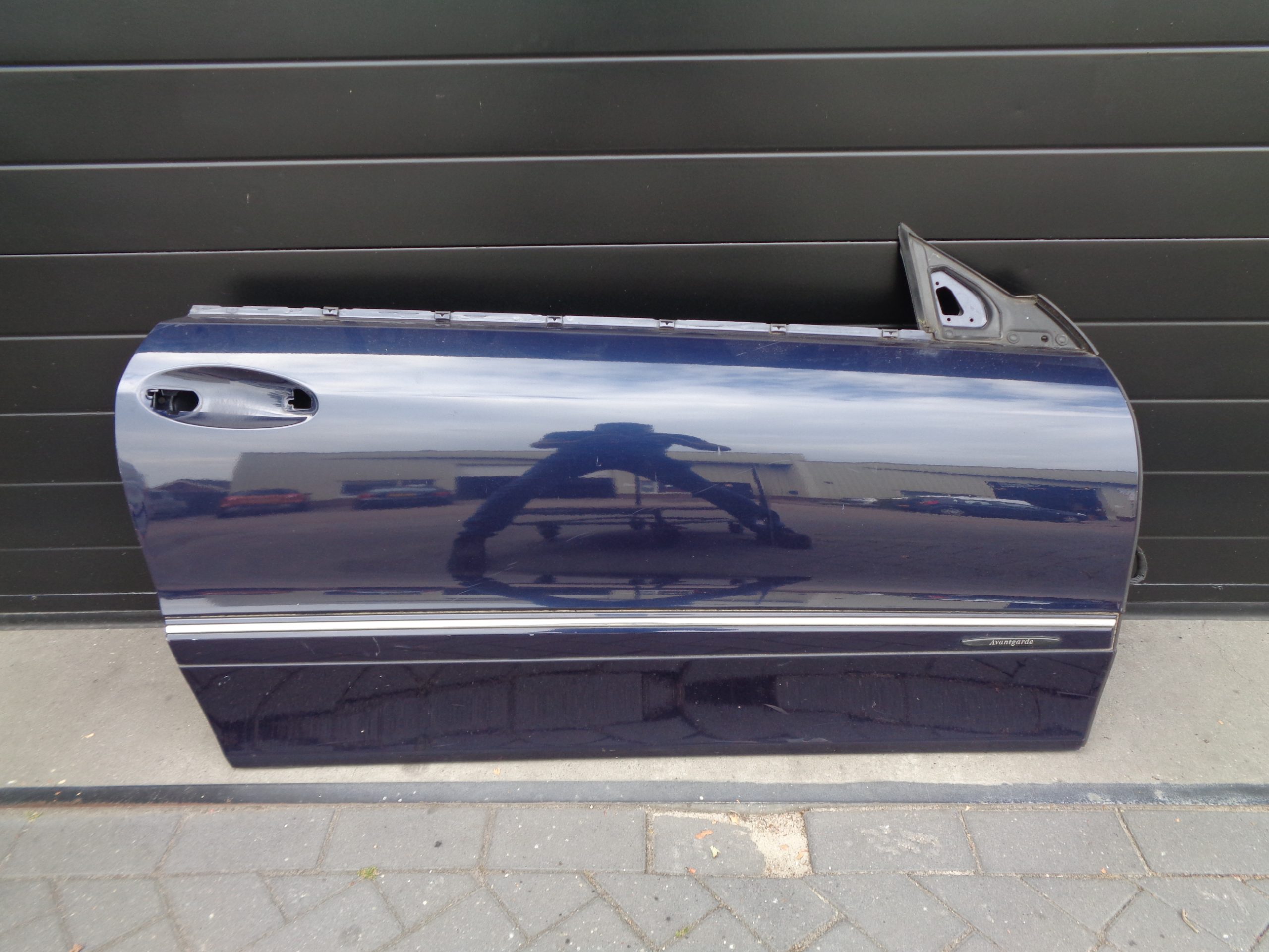 CLK-KLASSE W209 PORTIER RECHTS TANZANIETBLAUW A2097200205