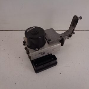 C-KLASSE W203 / CLK-KLASSE W209 ABS/ESP POMP A2095452632 2034310912