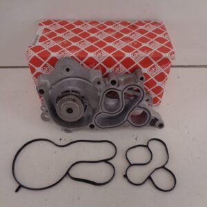 VAG WATERPOMP NIEUW 171580 ( 04E121600CB )