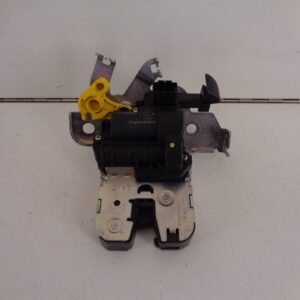 SEAT ATECA ACHTERKLEPSLOT GEBRUIKT 4M0827506D