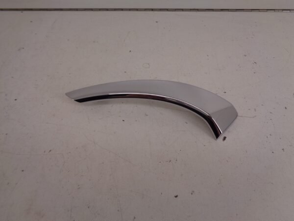 MAZDA 2 SIERSTRIP BUMPER NIEUW DG7M-50-C22