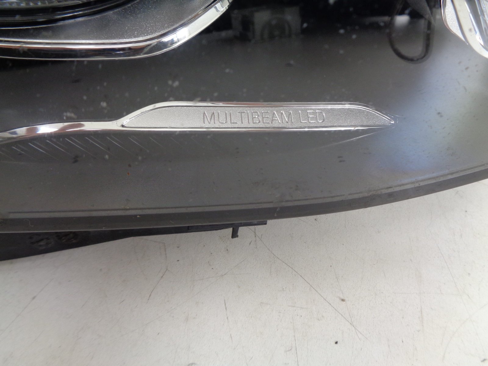 E-KLASSE W213 MULTIBEAM LED KOPLAMP RECHTS A2139064804 SCHEURTJE - Afbeelding 2