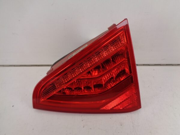 A5 8T LED ACHTERLICHT RECHTS BINNEN 8T0945094C