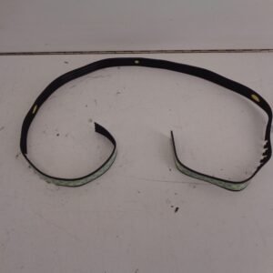 A1088880098 W108 W108 GRILLERUBBER NEW OLD STOCK ORIGINEEL MERCEDES-BENZ