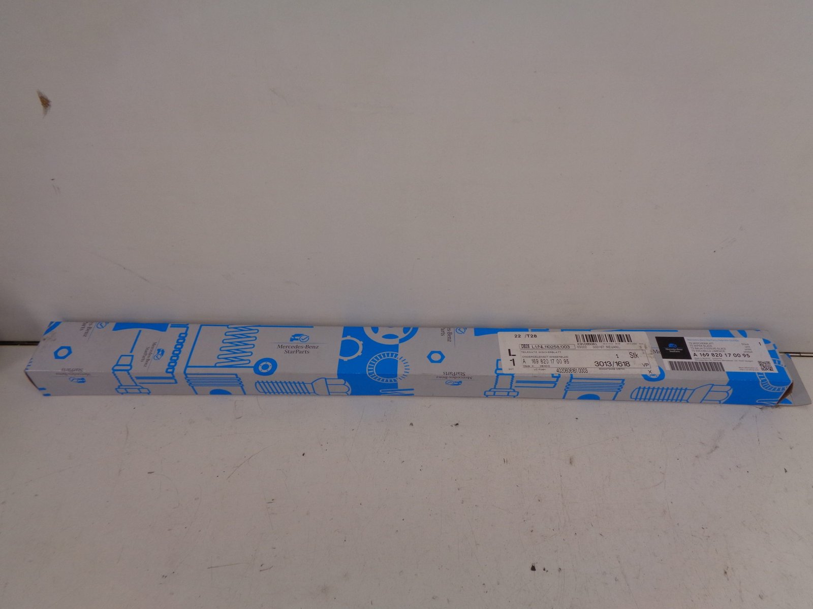 A1698201700 95 A W169 B W245 RUITENWISSERBLADSET VOOR NEW OLD STOCK ORIGINEEL MERCEDES-BENZ STARPARTS