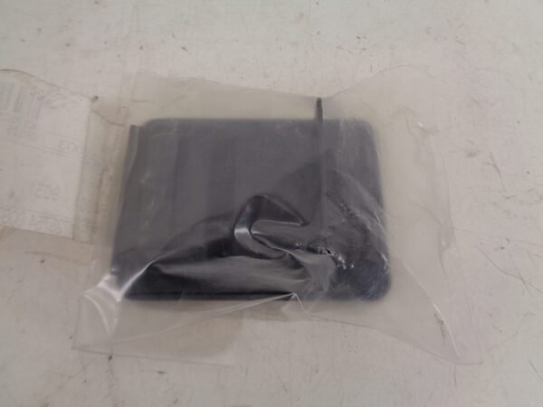 A2126840035 9051 HANDGREEP KOFFERBAKMAT NEW OLD STOCK ORIGINEEL MERCEDES-BENZ
