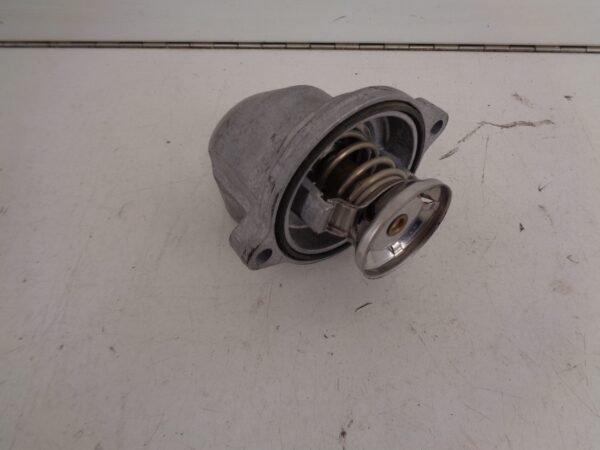 A6012030075 OM601 THERMOSTAATHUIS NEW OLD STOCK ORIGINEEL MERCEDES-BENZ - Afbeelding 2