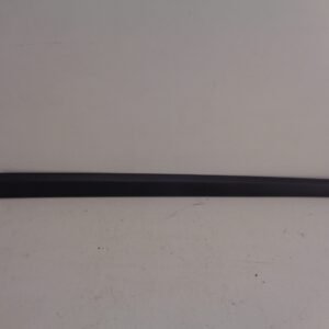 A6396900462 7G99 VITO W639 SIERLIJST VOORPORTIER RECHTS NEW OLD STOCK ORIGINEEL MERCEDES-BENZ