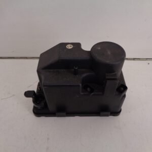 190 SERIE W201 CENTRALE VERGRENDELINGS POMP A0008000548