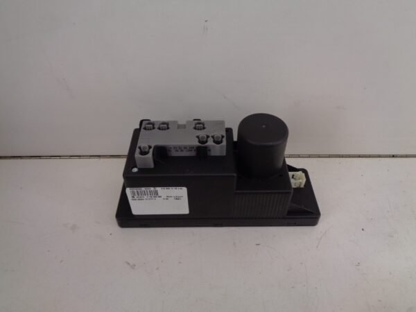 C-KLASSE W202 CENTRALE VERGRENDELINGS POMP A2108001448