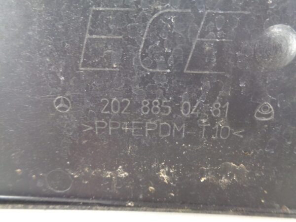 C-KLASSE W202 KENTEKENPLAATHOUDER VOORBUMPER 97-00 A2028850481 - Afbeelding 2