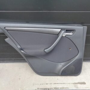 C-KLASSE W202 DEURPANEEL LINKSACHTER ZWART A2027304351 9C10