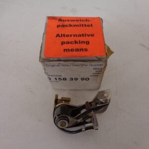 A0001583990 CONTACTPUNTSET M129 NEW OLD STOCK ORIGINEEL MERCEDES-BENZ