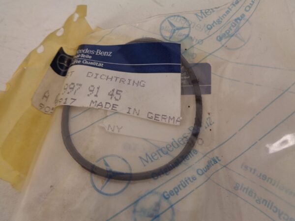 A0009979145 KEERRING NEW OLD STOCK ORIGINEEL MERCEDES-BENZ