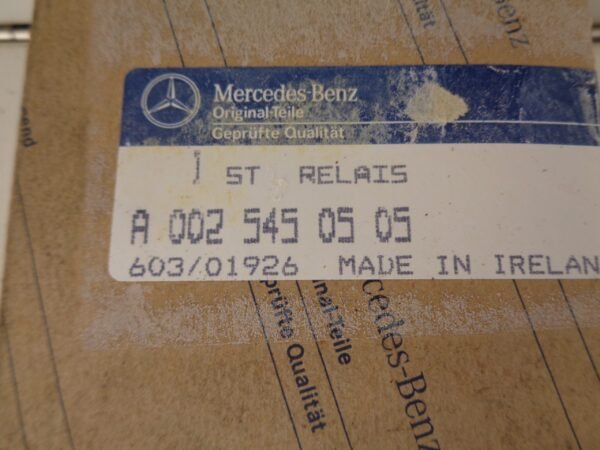 A0025450505 W124 M102 BRANDSTOFPOMP RELAIS NEW OLD STOCK ORIGINEEL MERCEDES-BENZ - Afbeelding 2