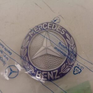 A1088800088 W108 LOGO GRILLE NEW OLD STOCK ORIGINEEL MERCEDES-BENZ