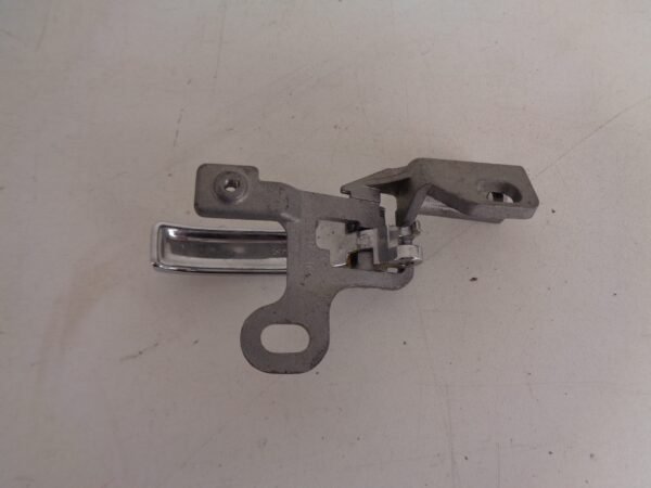 A1237600161 W123 HANDGREEP LINKVOOR BINNEN NEW OLD STOCK ORIGINEEL MERCEDES-BENZ - Afbeelding 2