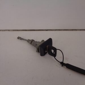 A1247606377 W124 PORTIERSLOT LINKS MET SLEUTEL 85-89 NEW OLD STOCK ORIGINEEL MERCEDES-BENZ