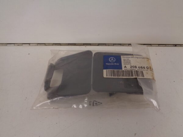 A2086840135 7C35 HANDGREEP KOFFERBAKMAT NEW OLD STOCK ORIGINEEL MERCEDES-BENZ