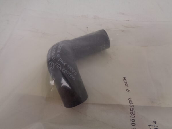 A6282030282 RUBBER SLANG NEW OLD STOCK ORIGINEEL MERCEDES-BENZ