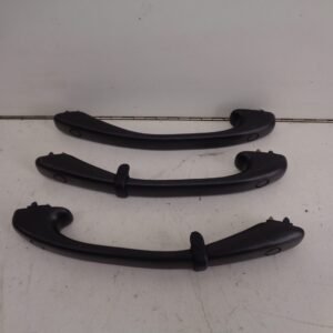 C-KLASSE W202 HANDGREEP SET 3X A2028100151 9051