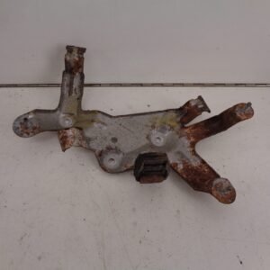 C-KLASSE W202 HOUDER BRANDSTOFPOMP A2024780640