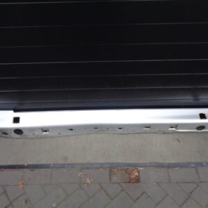 C-KLASSE W202 SIDESKIRT LINKS A2026908125 9744