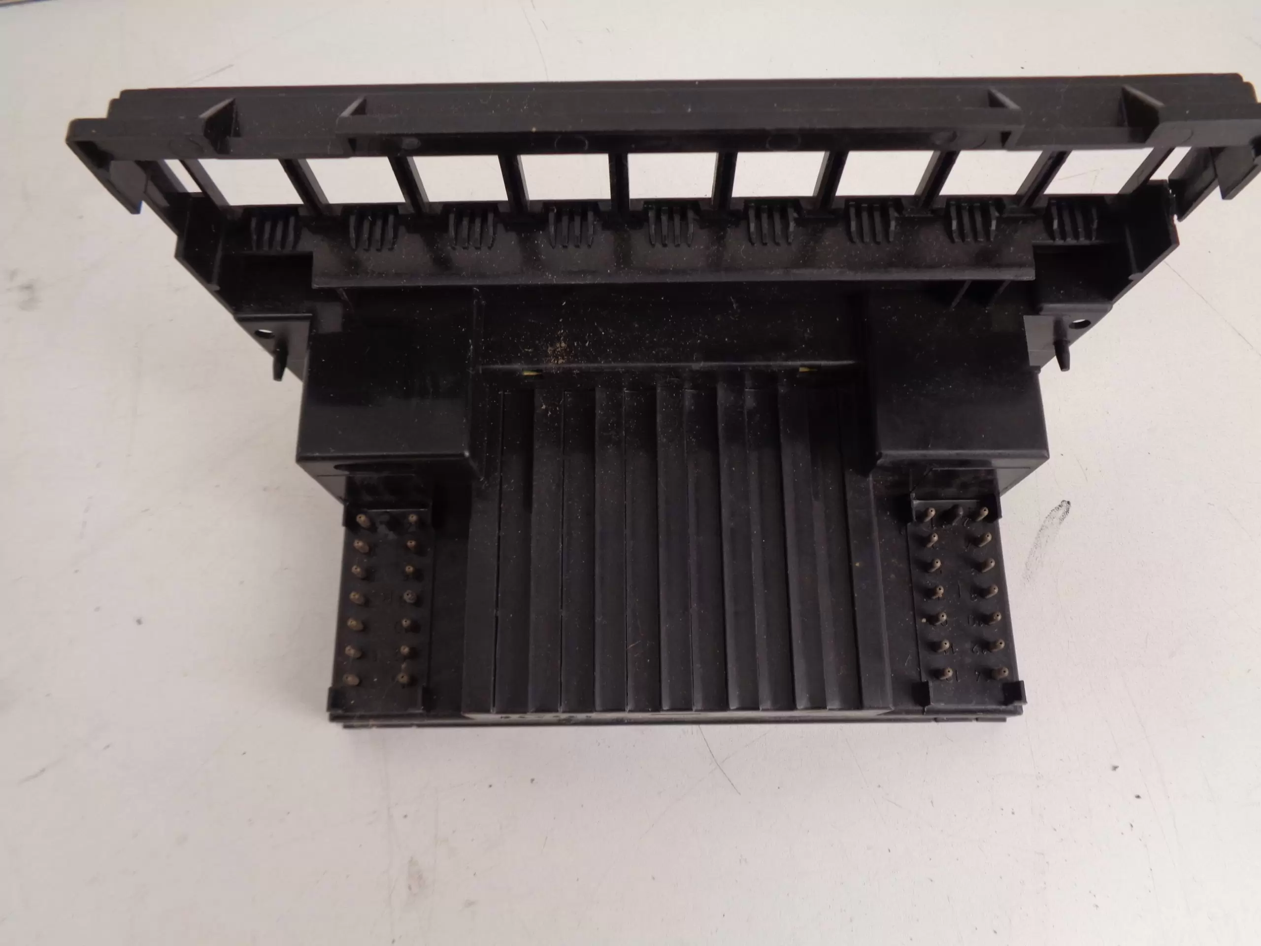 W124 E-KLASSE CLIMA KACHEL PANEEL A1248302285 - Afbeelding 3