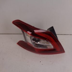 PEUGEOT 308 ACHTERLICHT LINKS BUITEN 9677817680