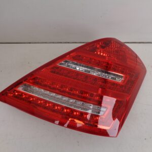 A22188201464 S-KLASSE W221 FACELIFT ACHTERLICHT RECHTS NEW OLD STOCK ORIGINEEL MERCEDES-BENZ