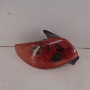PEUGEOT 206 ACHTERLICHT LINKS 6350S0