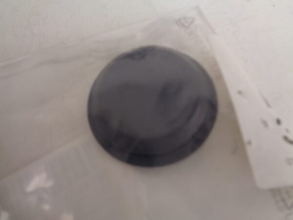 A1109870544 RUBBER DOP NEW OLD STOCK ORIGINEEL MERCEDES-BENZ