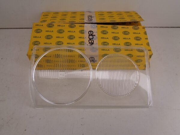 A1238261490 W123 KOPLAMPGLAS RECHTS H4 NEW OLD STOCK ORIGINEEL HELLA