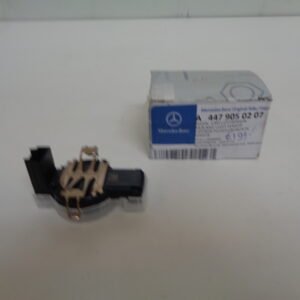 A4479050207 REGEN- EN LICHTSENSOR OLD STOCK ORIGINEEL MERCEDES-BENZ
