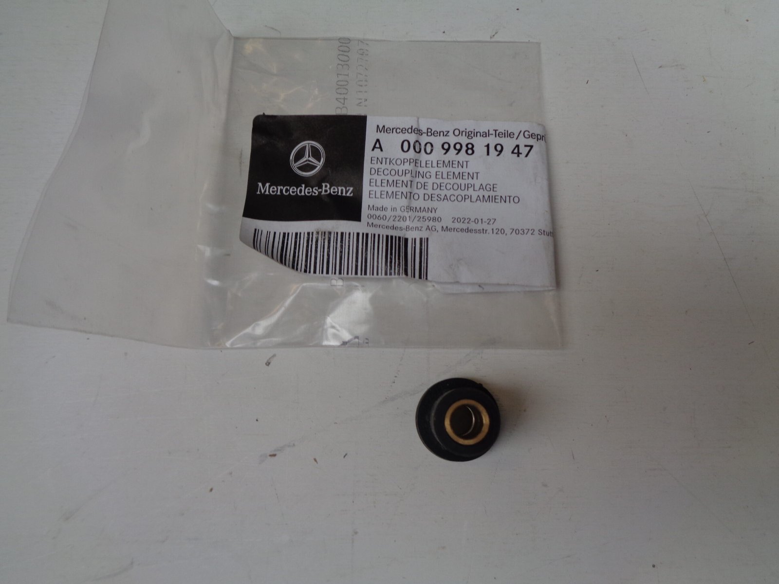 A0009981947 ONTKOPPELINGSELEMENT OLD STOCK ORIGINEEL MERCEDES-BENZ